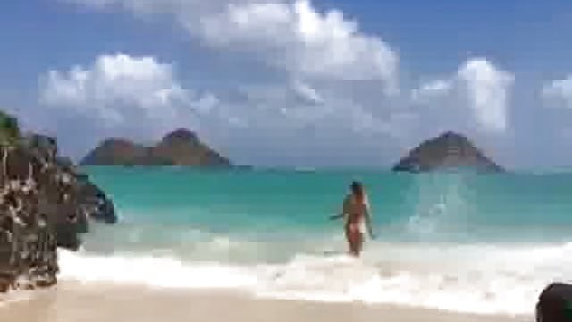 Big butt on the beach