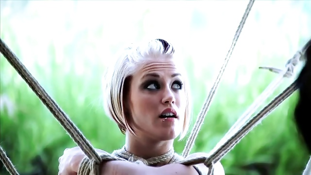 Bondage for a Shooting with a nice BDSM-Model