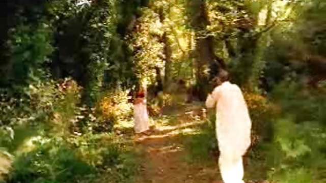 turkish celebrity nurg?l yesilcay boobs