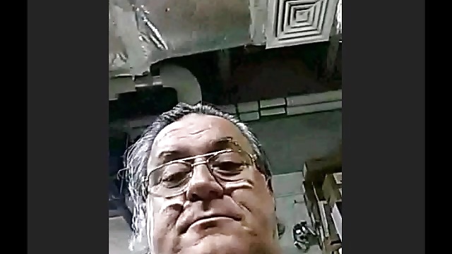 latin grandpa wanking and cumming